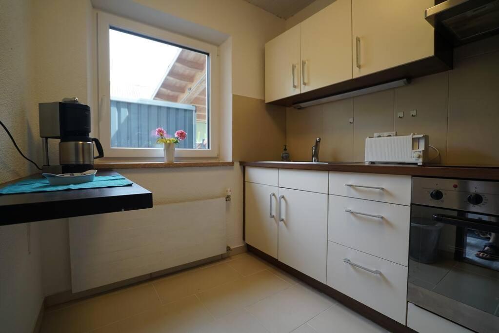 Stylish & Spacious Apartment With Patio Stams Eksteriør bilde